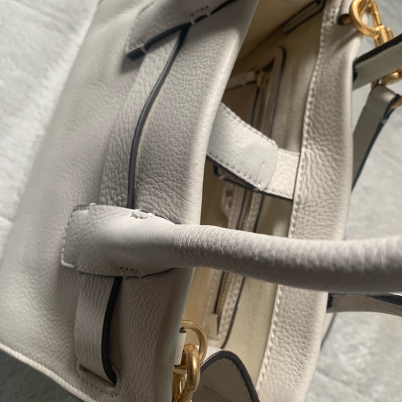 Tory Burch Gemini Link Small Tote - Picture 4 of 4